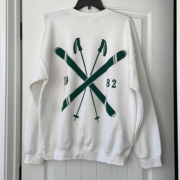 forest green and white winter ski crewneck - Picture 4 of 4